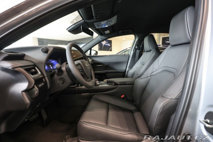 Lexus Ostatní modely UX 300h 300h 2.0L HEV F SPORT DES 1800