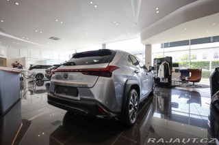 Lexus Ostatní modely UX 300h 300h 2.0L HEV F SPORT DES 1800