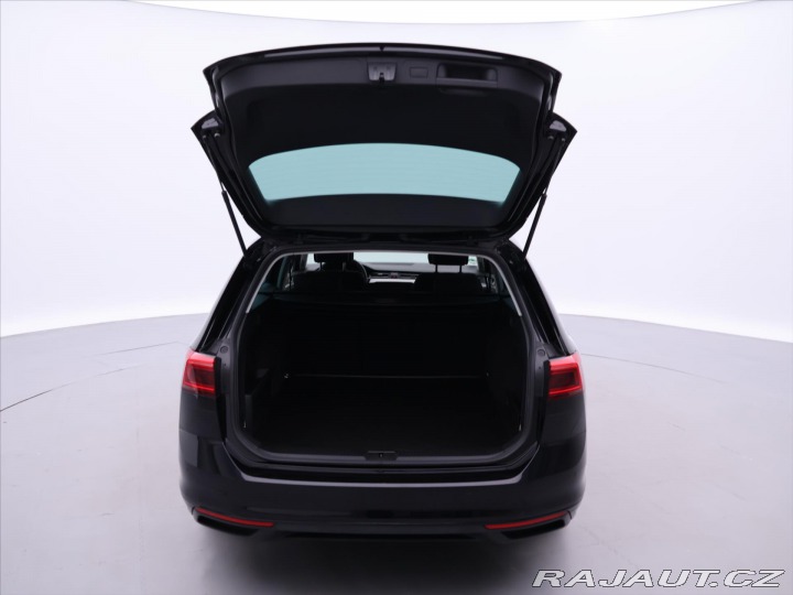 Volkswagen Passat 2,0 TDI 110kW DSG Matrix 2020