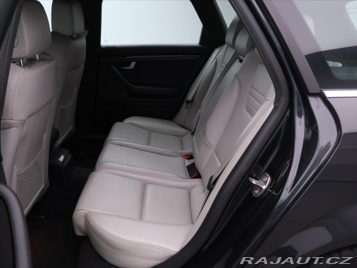 Audi S4 4,2 V8 253kW Quattro Reca 2004