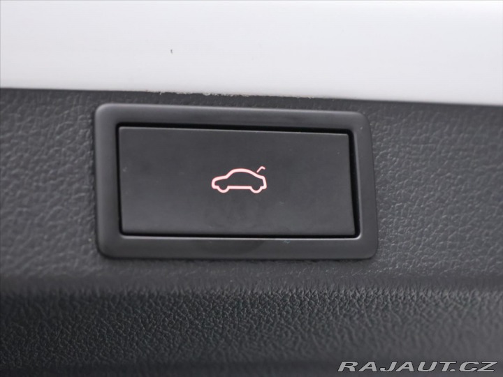 Škoda Octavia 2,0 TSI 180kW DSG RS 1.Ma 2021