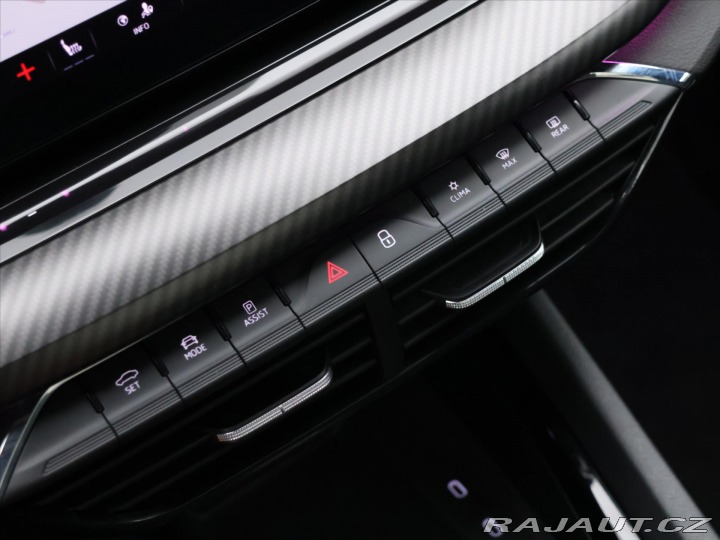 Škoda Octavia 2,0 TSI 180kW DSG RS 1.Ma 2021