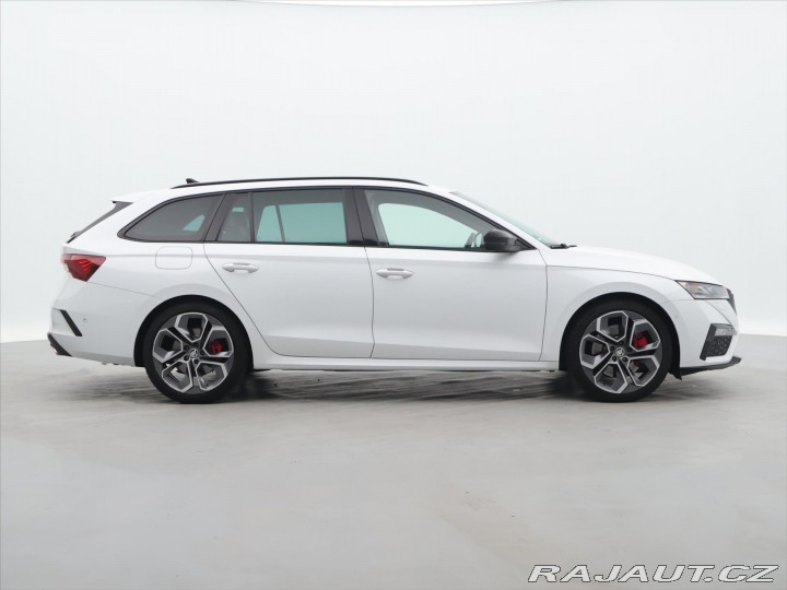 Škoda Octavia 2,0 TSI 180kW DSG RS 1.Ma 2021