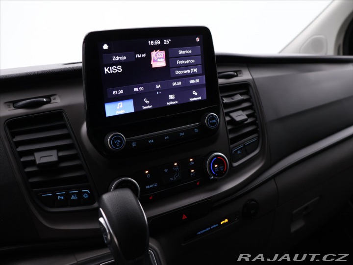 Ford Transit Custom 2.0 EB 95kW Aut. 8-Míst C 2022