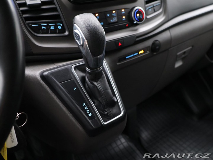 Ford Transit Custom 2.0 EB 95kW Aut. 8-Míst C 2022