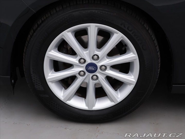 Ford Focus 1.5 TDCI 88kW Aut. Klima 2015