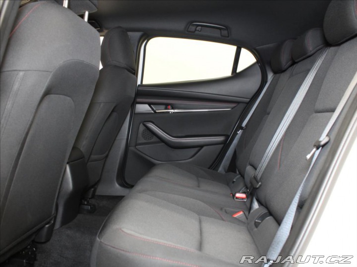 Mazda 3 2,5 G140 AT Homura 10tkm. 2025