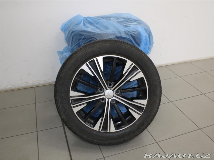 Mitsubishi Eclipse Cross 1,5 Turbo 120kW AT 69 220 2019