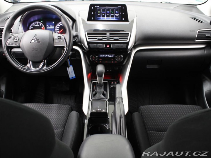Mitsubishi Eclipse Cross 1,5 Turbo 120kW AT 69 220 2019
