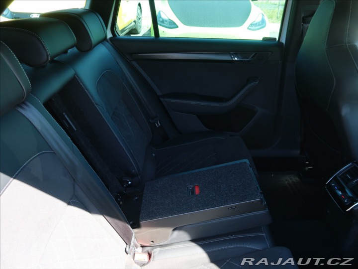 Škoda Superb 2,0 TDI DSG Sportline 4x4 2023