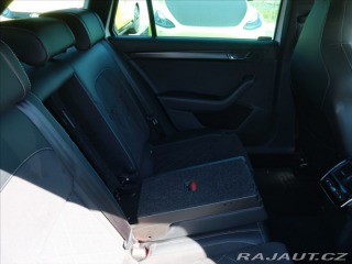 Škoda Superb 2,0 TDI DSG Sportline 4x4 2023