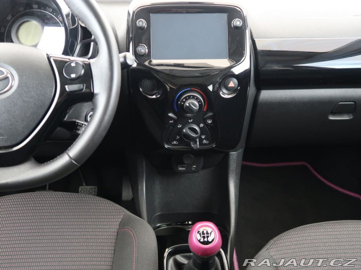 Toyota Aygo 1.0,VVT-i,Selection,Kamer 2018