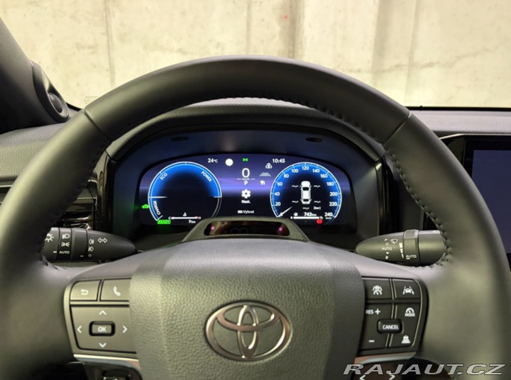 Toyota Camry 2.5,HEV, Executive 2026