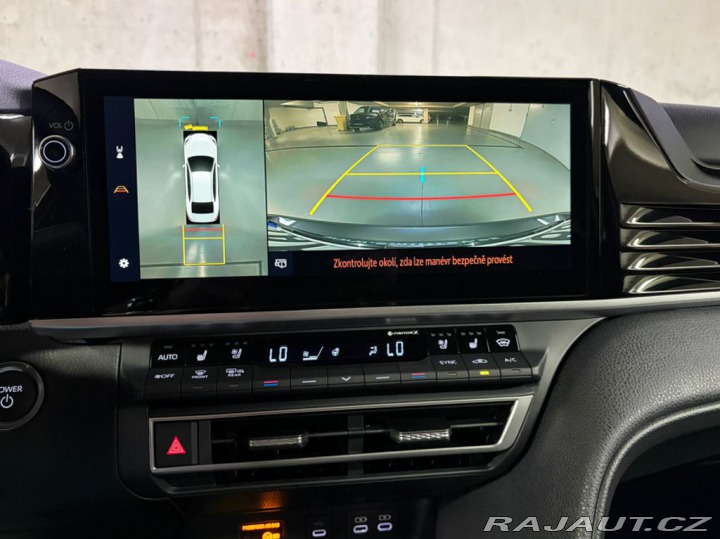 Toyota Camry 2.5,HEV, Executive 2026