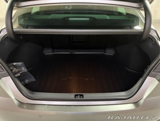 Toyota Camry 2.5,HEV, Executive 2026