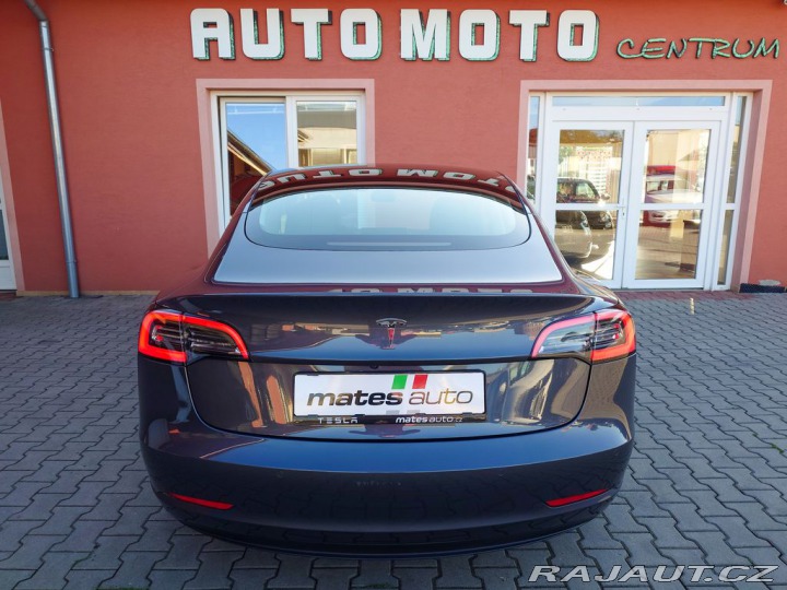 Tesla Model 3 Standard plus RWD 239 kW 2021