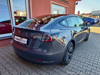 Tesla Model 3 Standard plus RWD 239 kW 2021