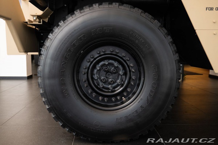 Hummer H1 Humvee Slantback 6.5 Turb 1800