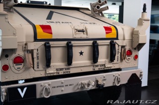 Hummer H1 Humvee Slantback 6.5 Turb 1800