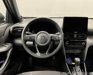 Toyota Yaris Cross 1,5 Hybrid AT AWD Premier 2025