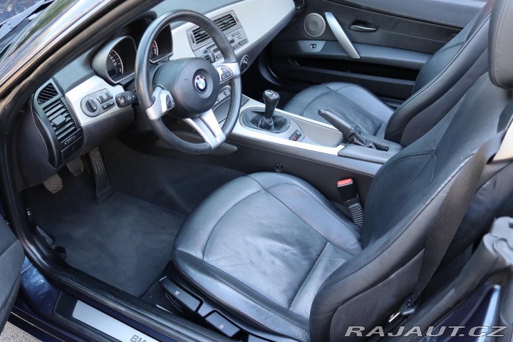 BMW Z4 BMW Z4 Roadster 2.5i (141 2004