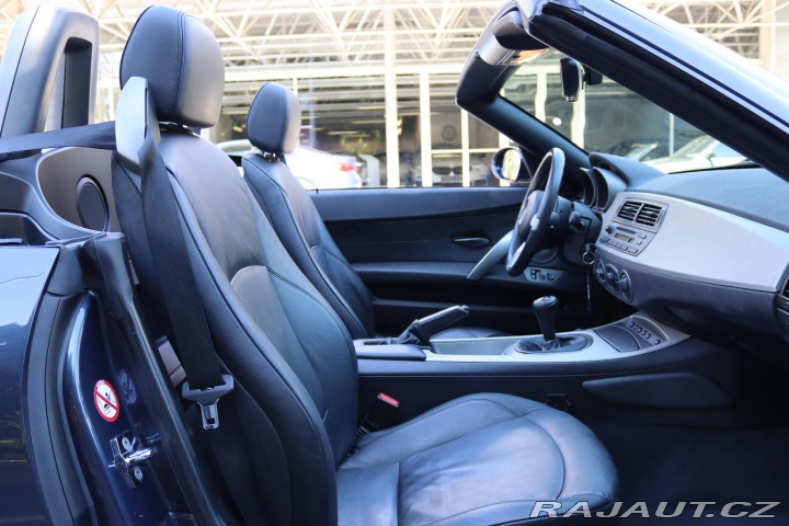 BMW Z4 BMW Z4 Roadster 2.5i (141 2004