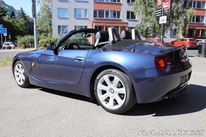 BMW Z4 BMW Z4 Roadster 2.5i (141 2004