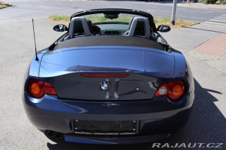 BMW Z4 BMW Z4 Roadster 2.5i (141 2004