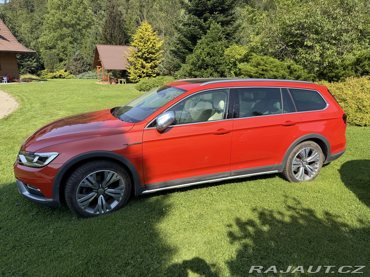 Volkswagen Passat Alltrack 2099