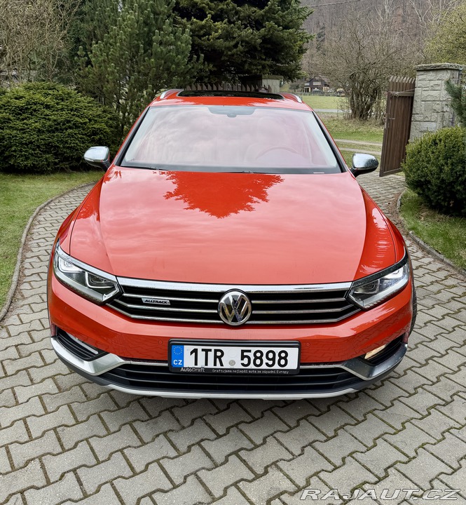 Volkswagen Passat Alltrack 2099