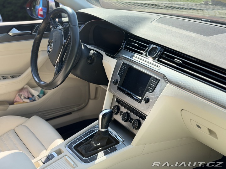 Volkswagen Passat Alltrack 2099
