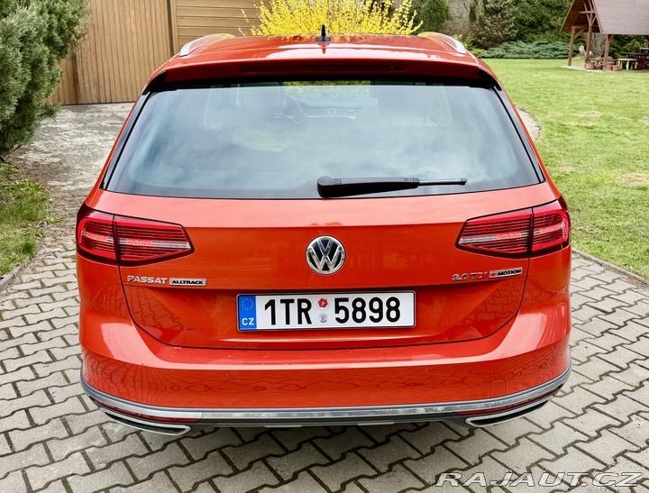 Volkswagen Passat Alltrack 2099