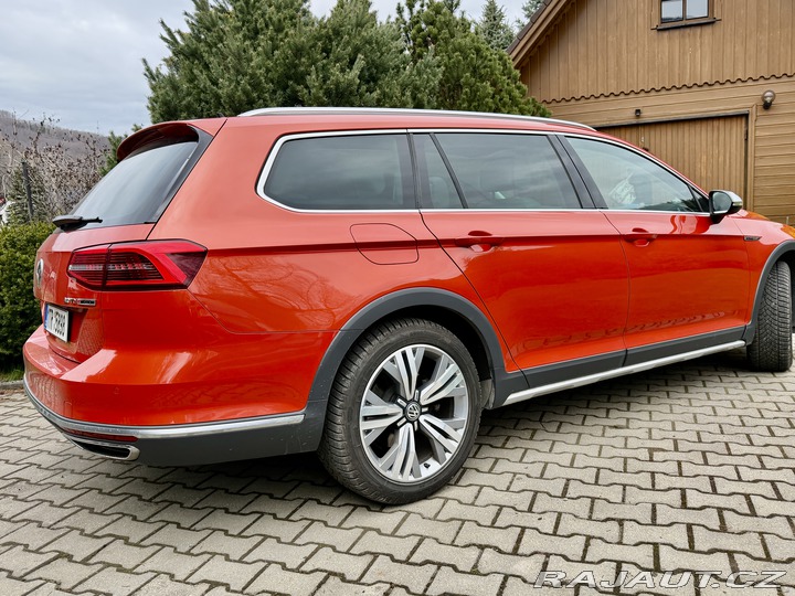 Volkswagen Passat Alltrack 2099