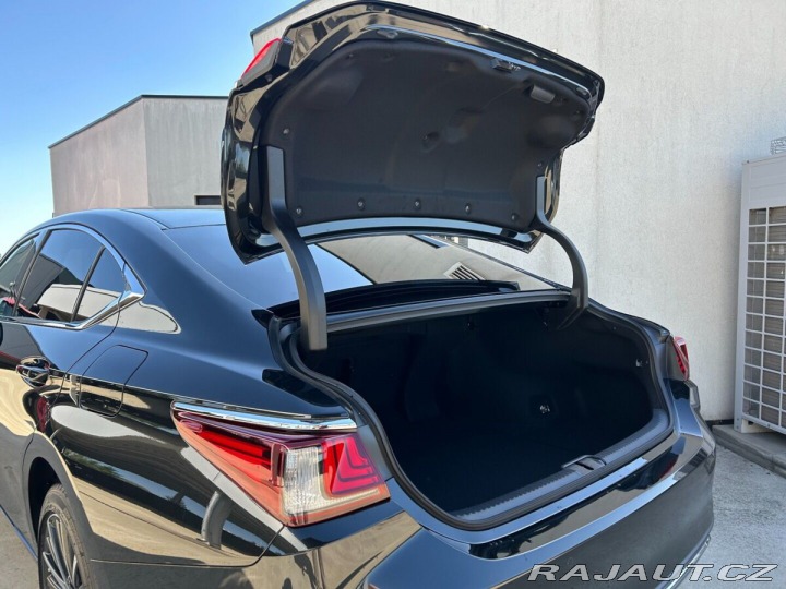 Lexus Ostatní modely ES 300h 300h 2.5 HEV BUSINESS EDI 1800