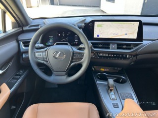 Lexus Ostatní modely UX 300h 300h 2.0 HEV F SPORT DESI 2026
