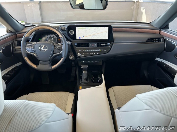 Lexus Ostatní modely ES 300h 300h 2.5 HEV PRESTIGE TOP 1800