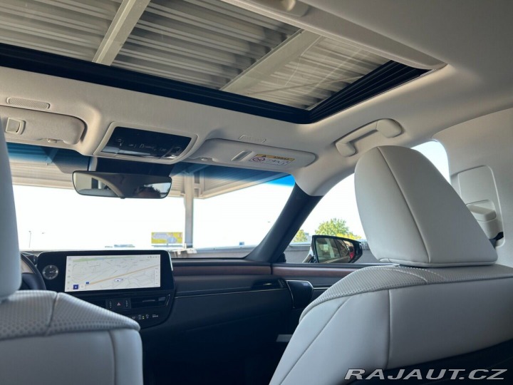 Lexus Ostatní modely ES 300h 300h 2.5 HEV PRESTIGE TOP 1800