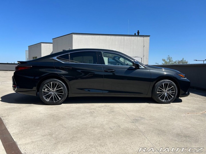 Lexus Ostatní modely ES 300h 300h 2.5 HEV PRESTIGE TOP 1800