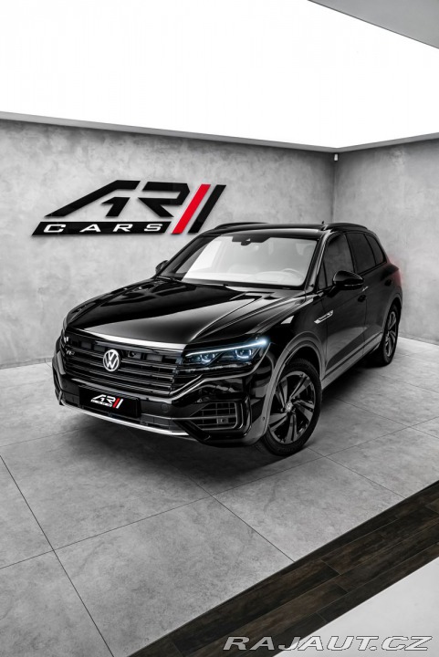 Volkswagen Touareg 210kW Rline Vzduch Masáže 2020