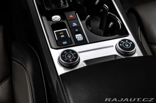 Volkswagen Touareg 210kW Rline Vzduch Masáže 2020
