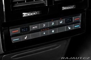 Volkswagen Touareg 210kW Rline Vzduch Masáže 2020