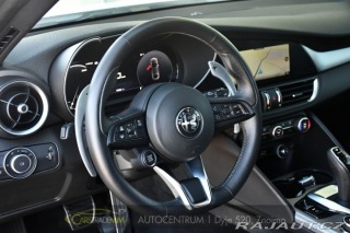 Alfa Romeo Giulia 2.0 TURBO 16V 206kW Q4 VE 2025