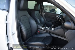 Alfa Romeo Giulia 2.0 TURBO 16V 206kW Q4 VE 2025