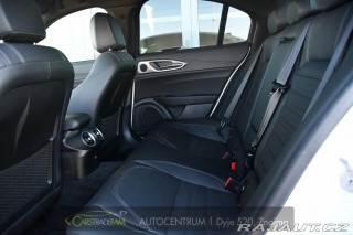 Alfa Romeo Giulia 2.0 TURBO 16V 206kW Q4 VE 2025