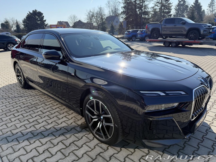 BMW 7 40XD 220kW M-PAKET INDIVI 2024