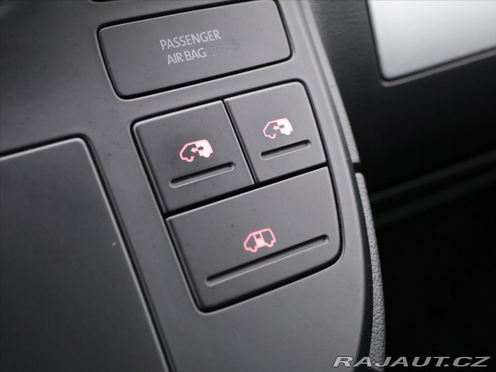Volkswagen Multivan 2,0 TSI 150kW 4M DSG High 2012
