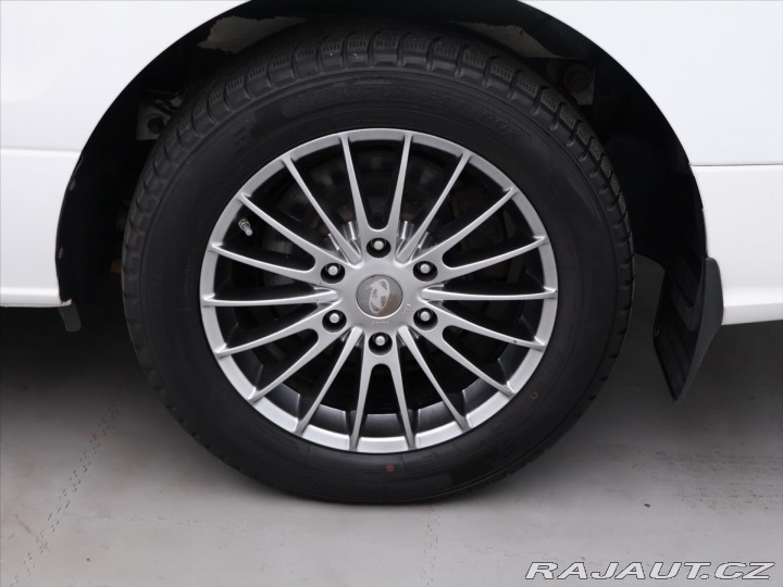 Hyundai H 1 2,5 CRDi 125kW Automat To 2016