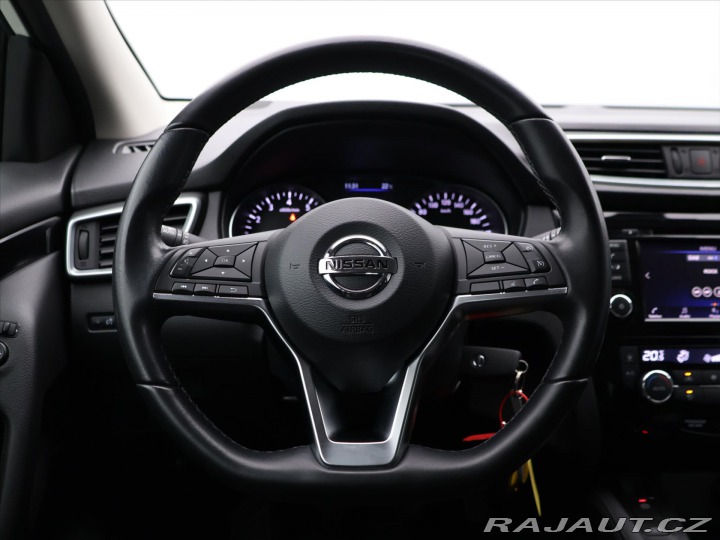 Nissan Qashqai 1,3 DiG-T Acenta CZ 1.Maj 2021