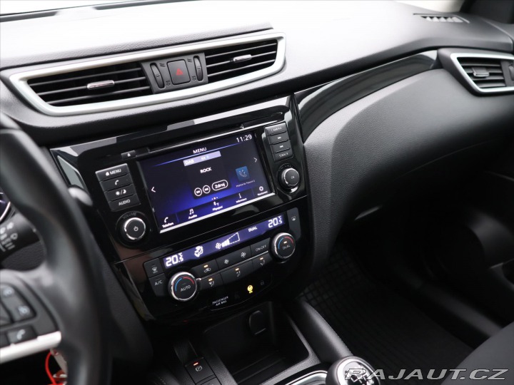 Nissan Qashqai 1,3 DiG-T Acenta CZ 1.Maj 2021
