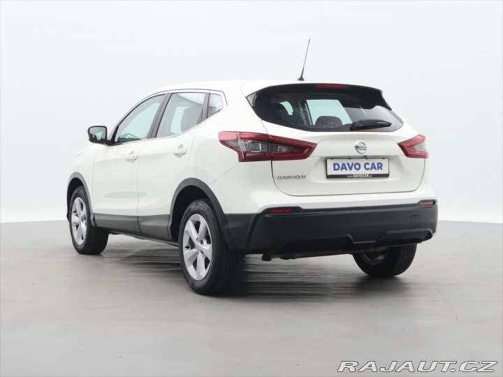 Nissan Qashqai 1,3 DiG-T Acenta CZ 1.Maj 2021